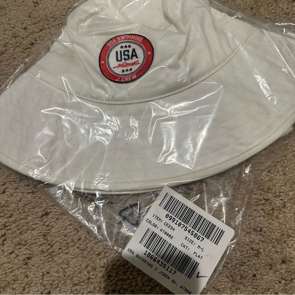 J crew Limited-edition USA Swimming® X J.Crew bucket hat with ties - Picture 3 of 4